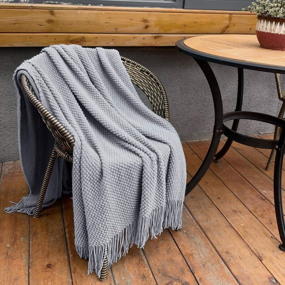 LOMAO Knitted Throw Blanket with Tassels Bubble Textured Soft Lightweight